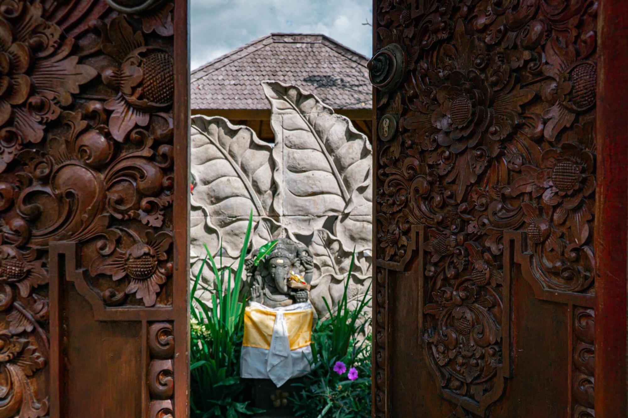 Uma Stana Villa Ubud Buitenkant foto